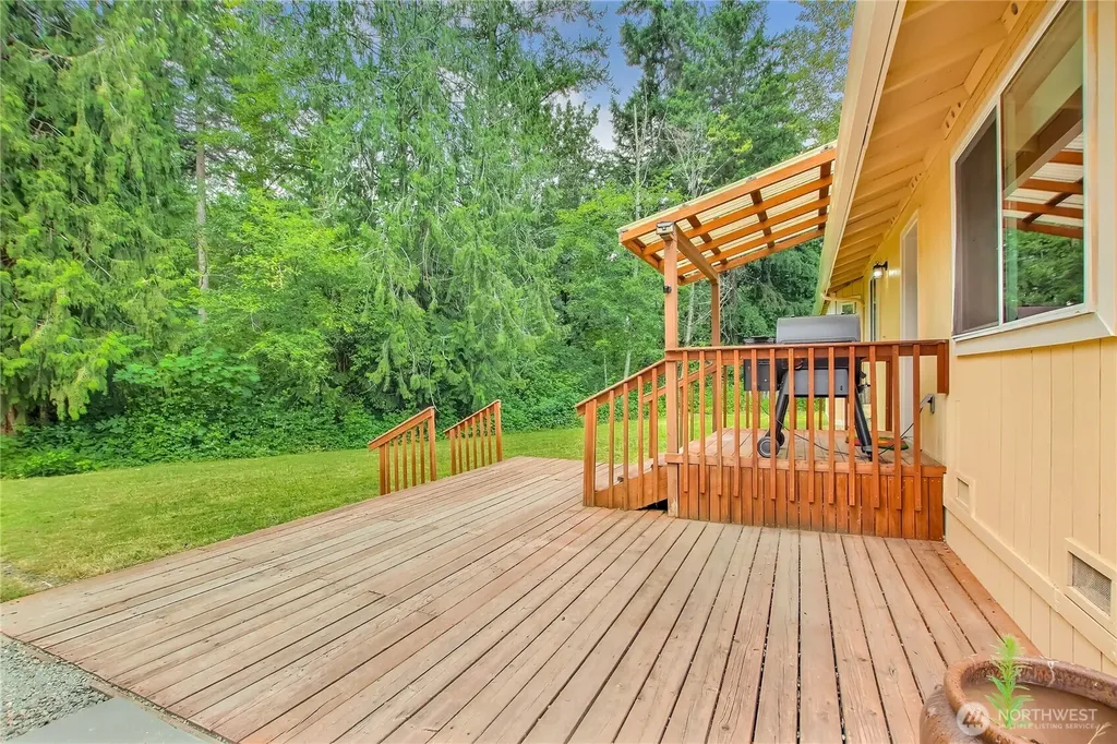 15611 SE 322nd Place Auburn WA 98092