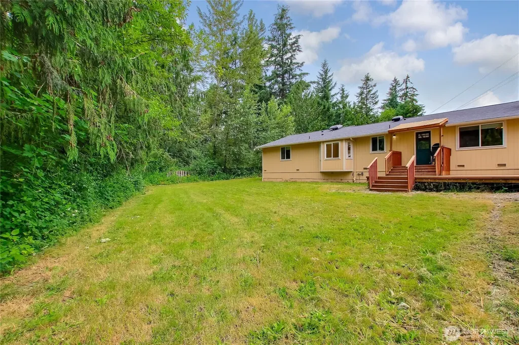 15611 SE 322nd Place Auburn WA 98092