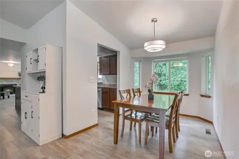 15611 SE 322nd Place Auburn WA 98092