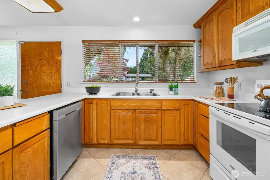 33418 SE 43rd Place Fall City WA 98024
