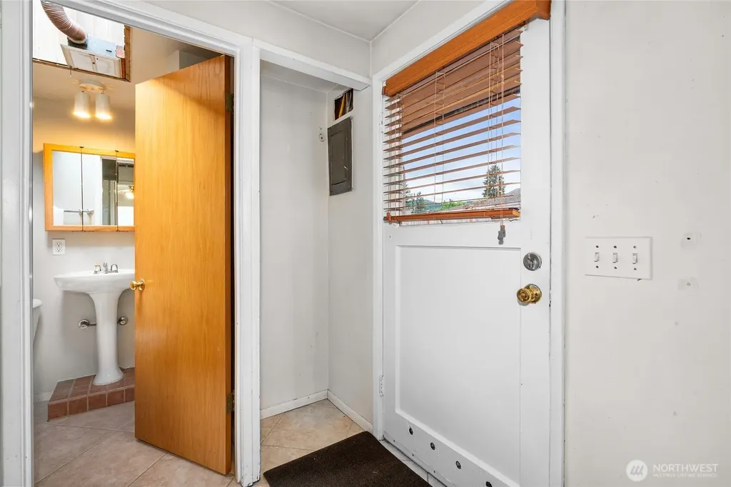 33418 SE 43rd Place Fall City WA 98024