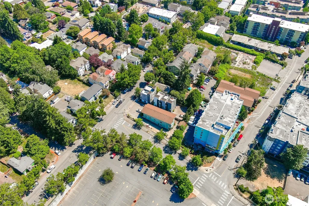 12741 NE 35th Avenue NE Seattle WA 98125