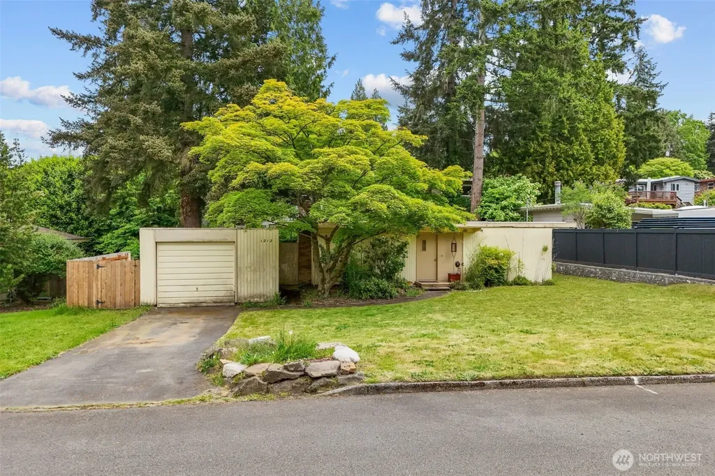 1212 146th Avenue SE Bellevue WA 98007