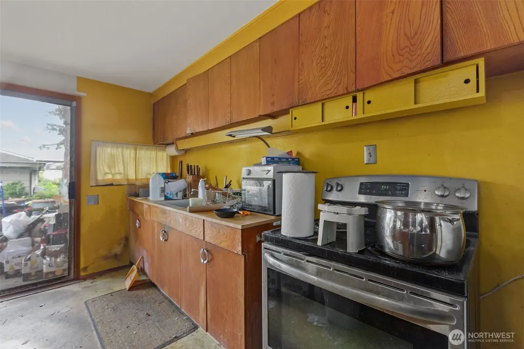 1212 146th Avenue SE Bellevue WA 98007