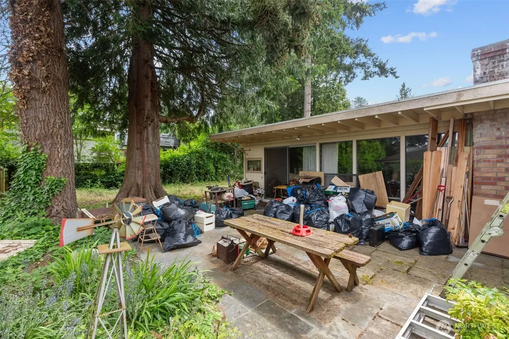 1212 146th Avenue SE Bellevue WA 98007