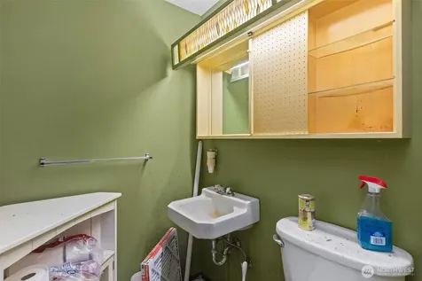 1212 146th Avenue SE Bellevue WA 98007