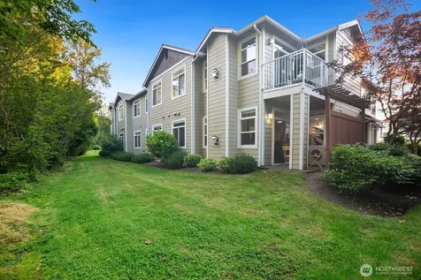 739 241st Lane SE Sammamish WA 98074