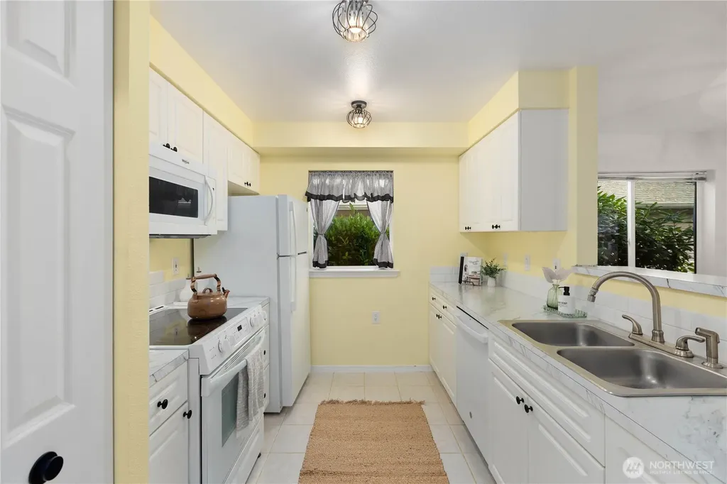 11518 12th Avenue W Everett WA 98204