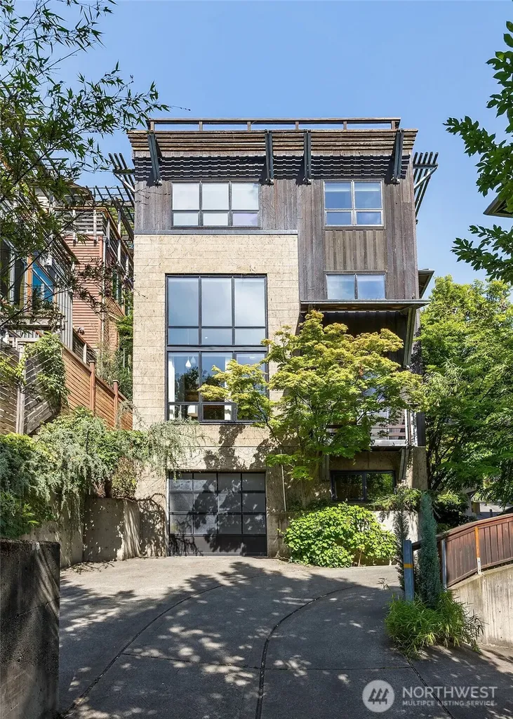 3816 Evanston Avenue N Seattle WA 98103