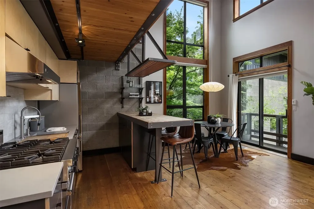 3816 Evanston Avenue N Seattle WA 98103