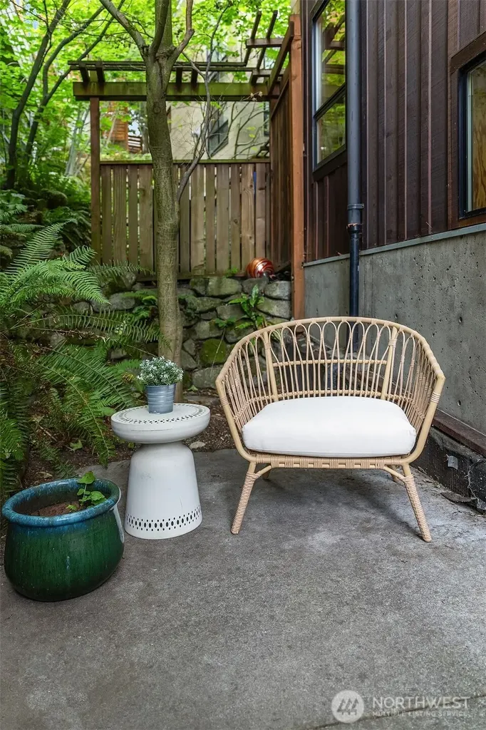 3816 Evanston Avenue N Seattle WA 98103