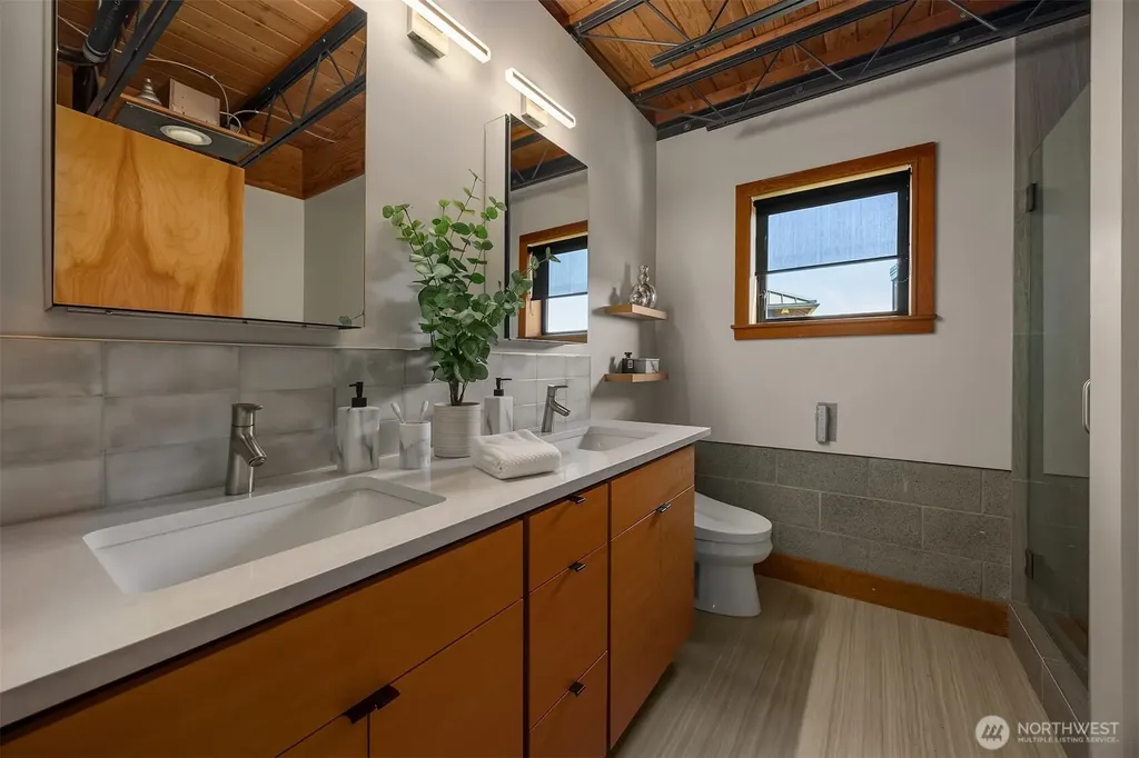 3816 Evanston Avenue N Seattle WA 98103