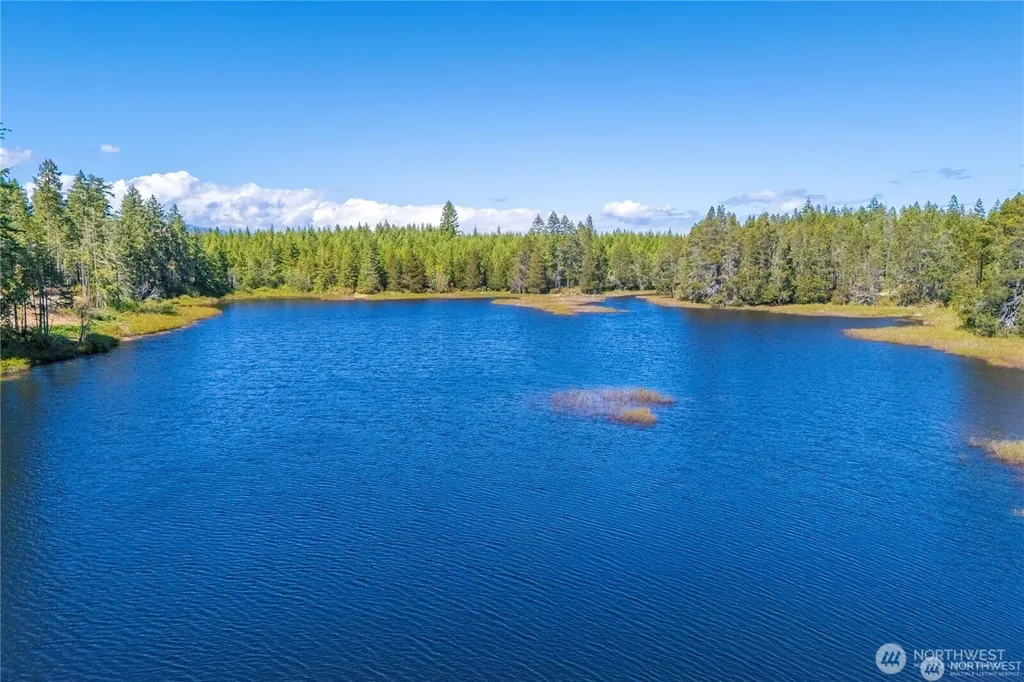 26 W Clear Lake Drive Shelton WA 98584