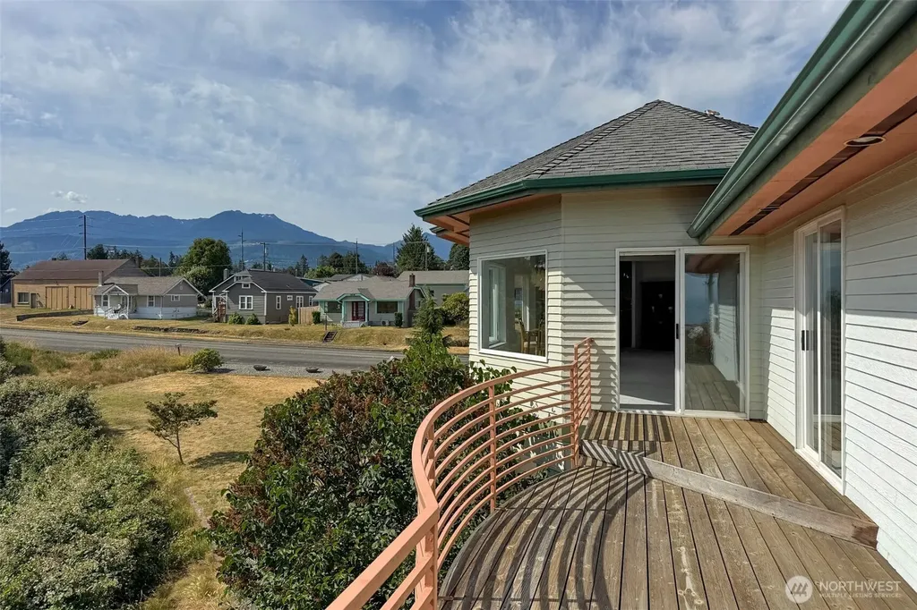 1623 W Fifth Street Port Angeles WA 98363