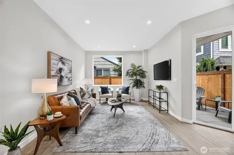 5039 41st Avenue SW Seattle WA 98136
