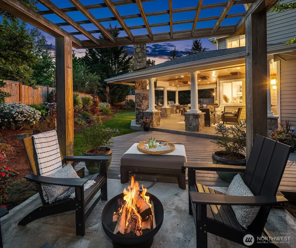 27212 SE 12th Place Sammamish WA 98075
