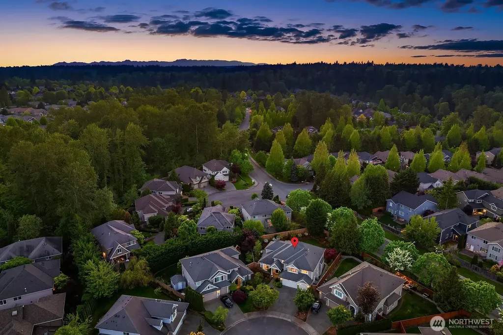 27212 SE 12th Place Sammamish WA 98075