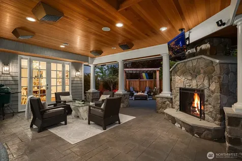 27212 SE 12th Place Sammamish WA 98075