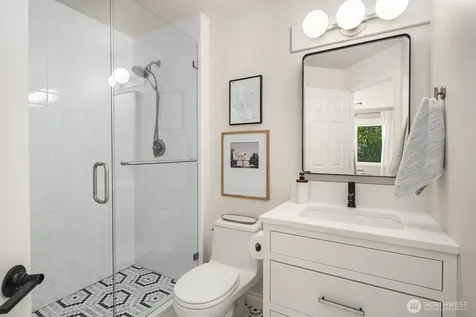 27212 SE 12th Place Sammamish WA 98075