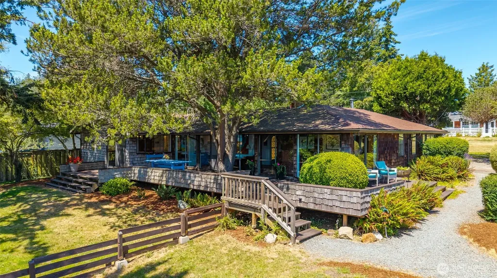 7914 Tidewater Road Anacortes WA 98221