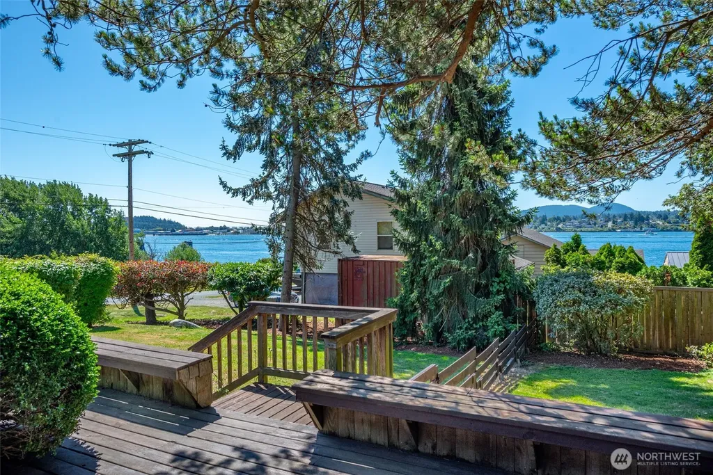 7914 Tidewater Road Anacortes WA 98221