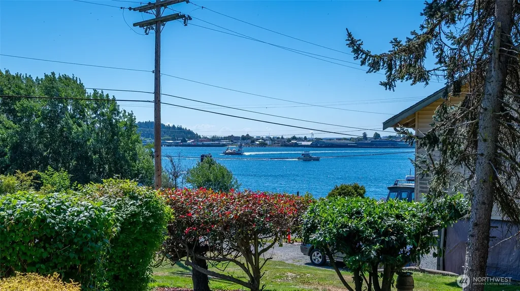 7914 Tidewater Road Anacortes WA 98221