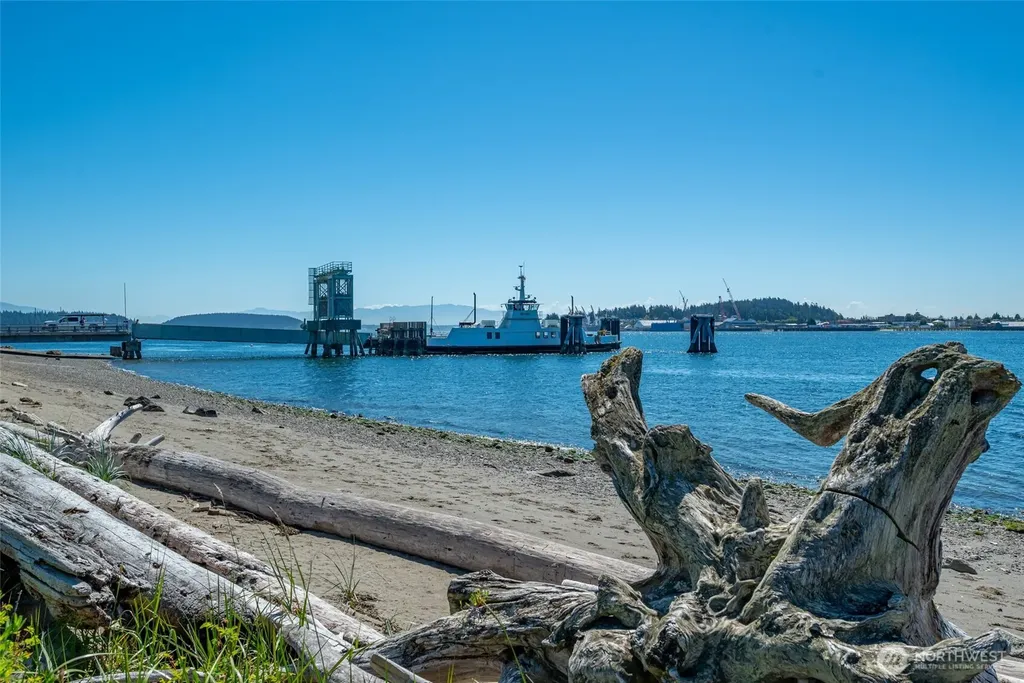 7914 Tidewater Road Anacortes WA 98221