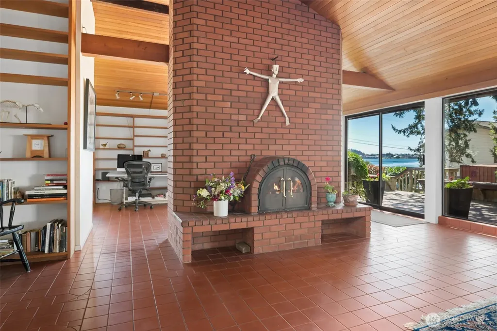 7914 Tidewater Road Anacortes WA 98221