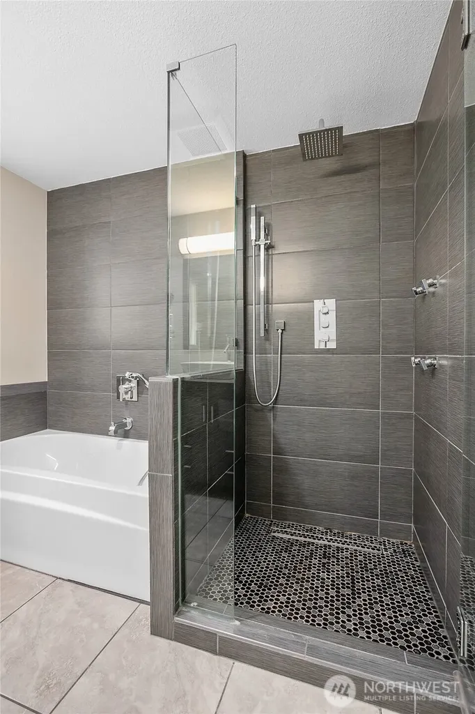10818 31st Avenue SW Seattle WA 98146