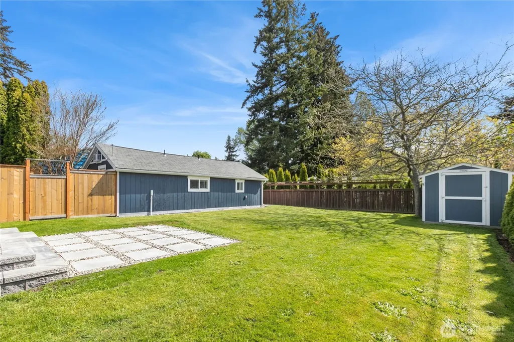 10818 31st Avenue SW Seattle WA 98146