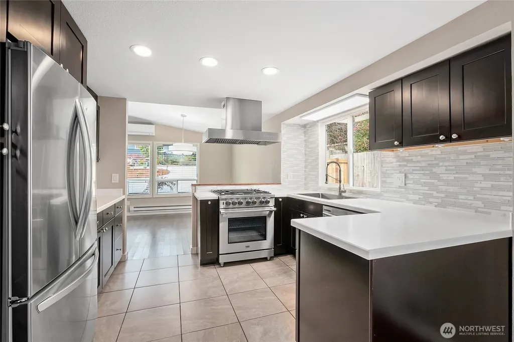 10818 31st Avenue SW Seattle WA 98146