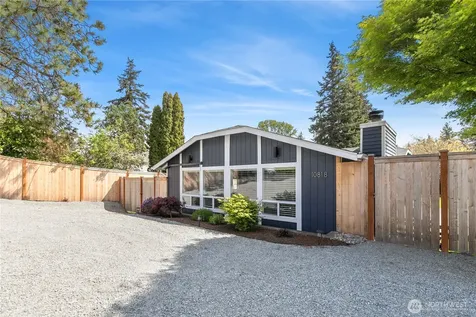 10818 31st Avenue SW Seattle WA 98146