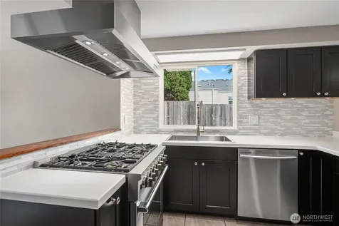 10818 31st Avenue SW Seattle WA 98146