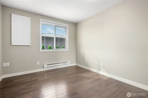 10818 31st Avenue SW Seattle WA 98146