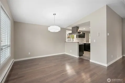 10818 31st Avenue SW Seattle WA 98146