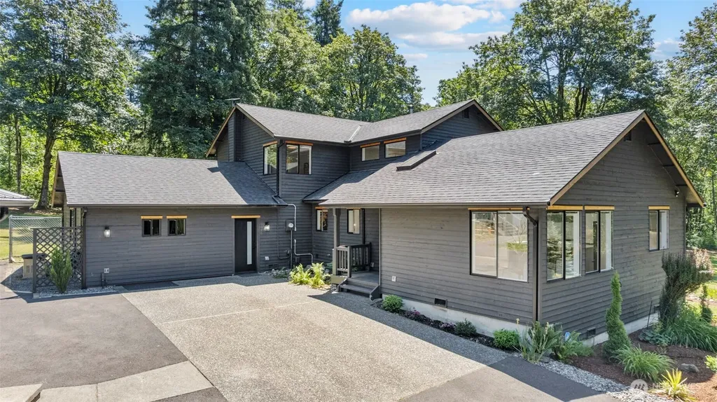 20921 SE 159th Street Renton WA 98059