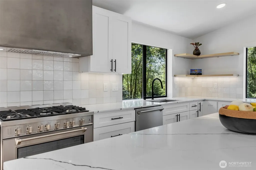 20921 SE 159th Street Renton WA 98059