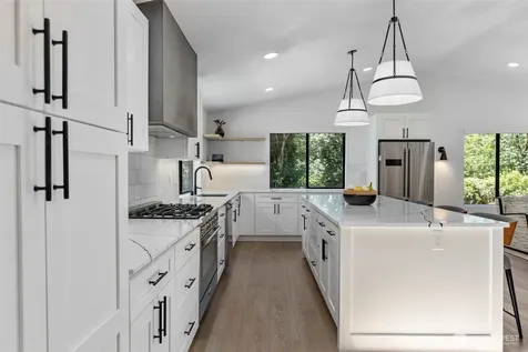 20921 SE 159th Street Renton WA 98059