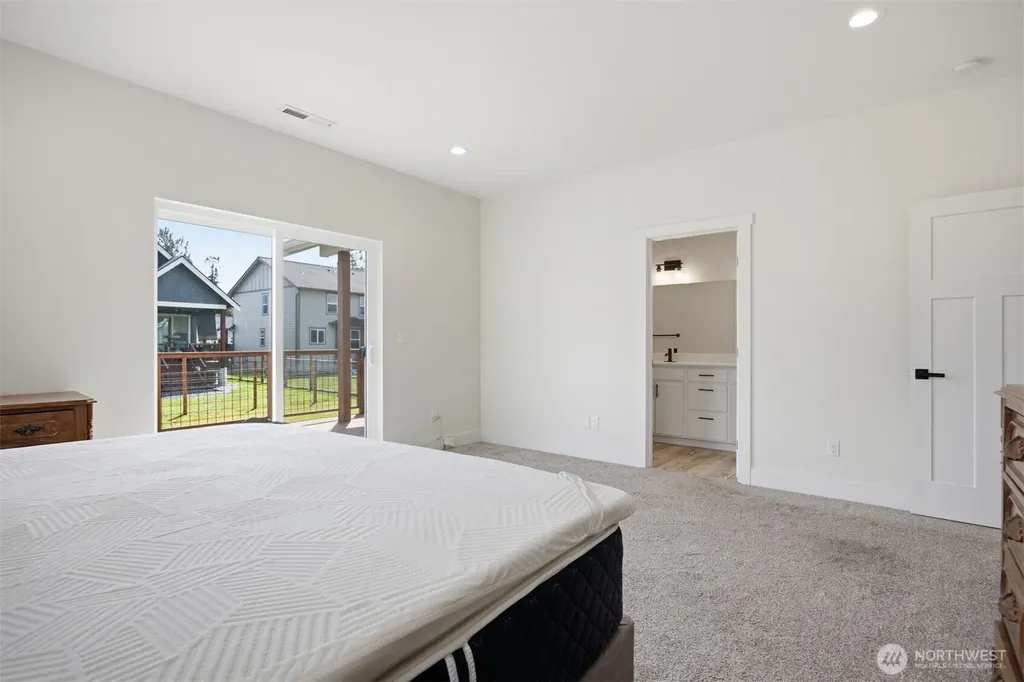 533 Second Street Sumas WA 98295