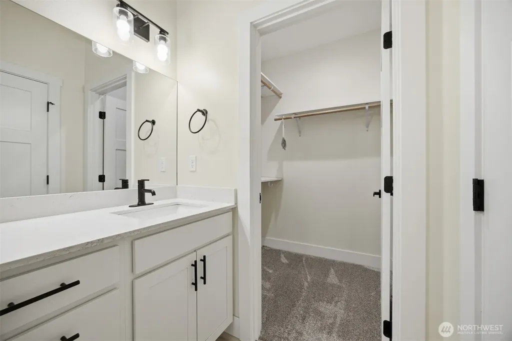 533 Second Street Sumas WA 98295