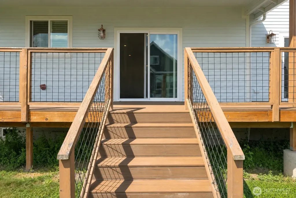 533 Second Street Sumas WA 98295