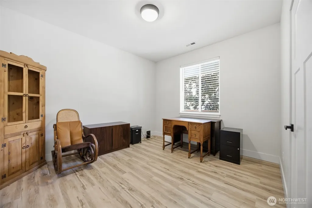 533 Second Street Sumas WA 98295