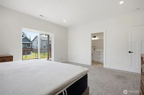 533 Second Street Sumas WA 98295