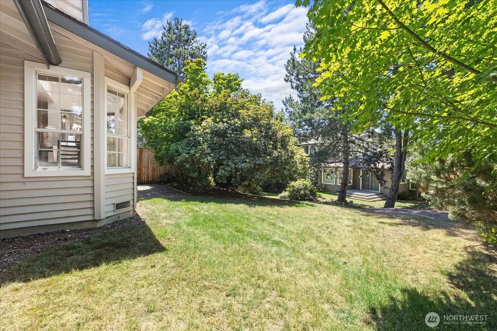 6631 114th Avenue SE Bellevue WA 98006