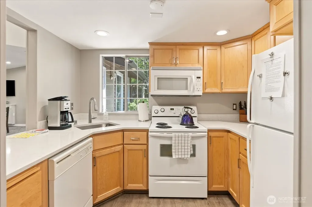 6631 114th Avenue SE Bellevue WA 98006
