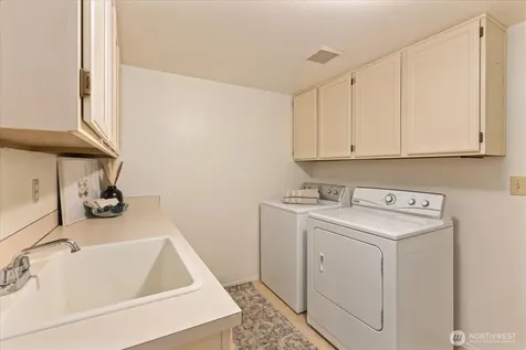 6631 114th Avenue SE Bellevue WA 98006