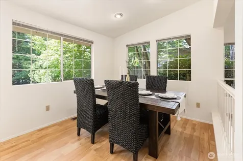 6631 114th Avenue SE Bellevue WA 98006