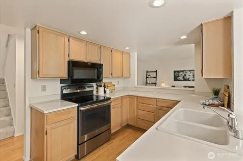 6631 114th Avenue SE Bellevue WA 98006