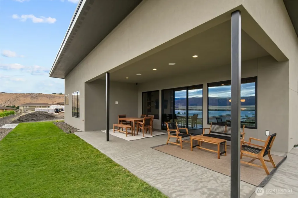 23445 NW Canopy Drive Quincy WA 98848