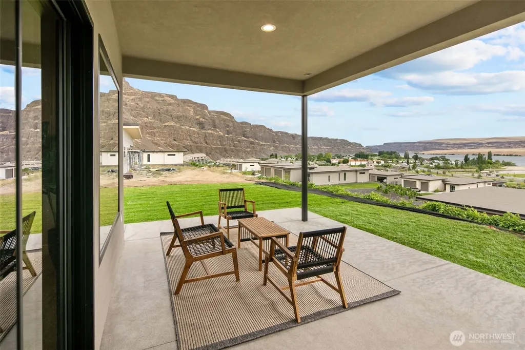 23445 NW Canopy Drive Quincy WA 98848